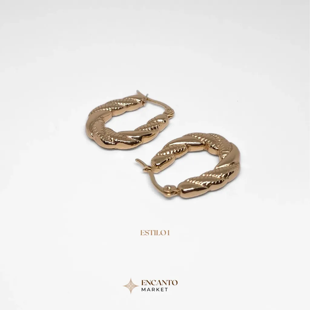 Aretes con diseño trenzado