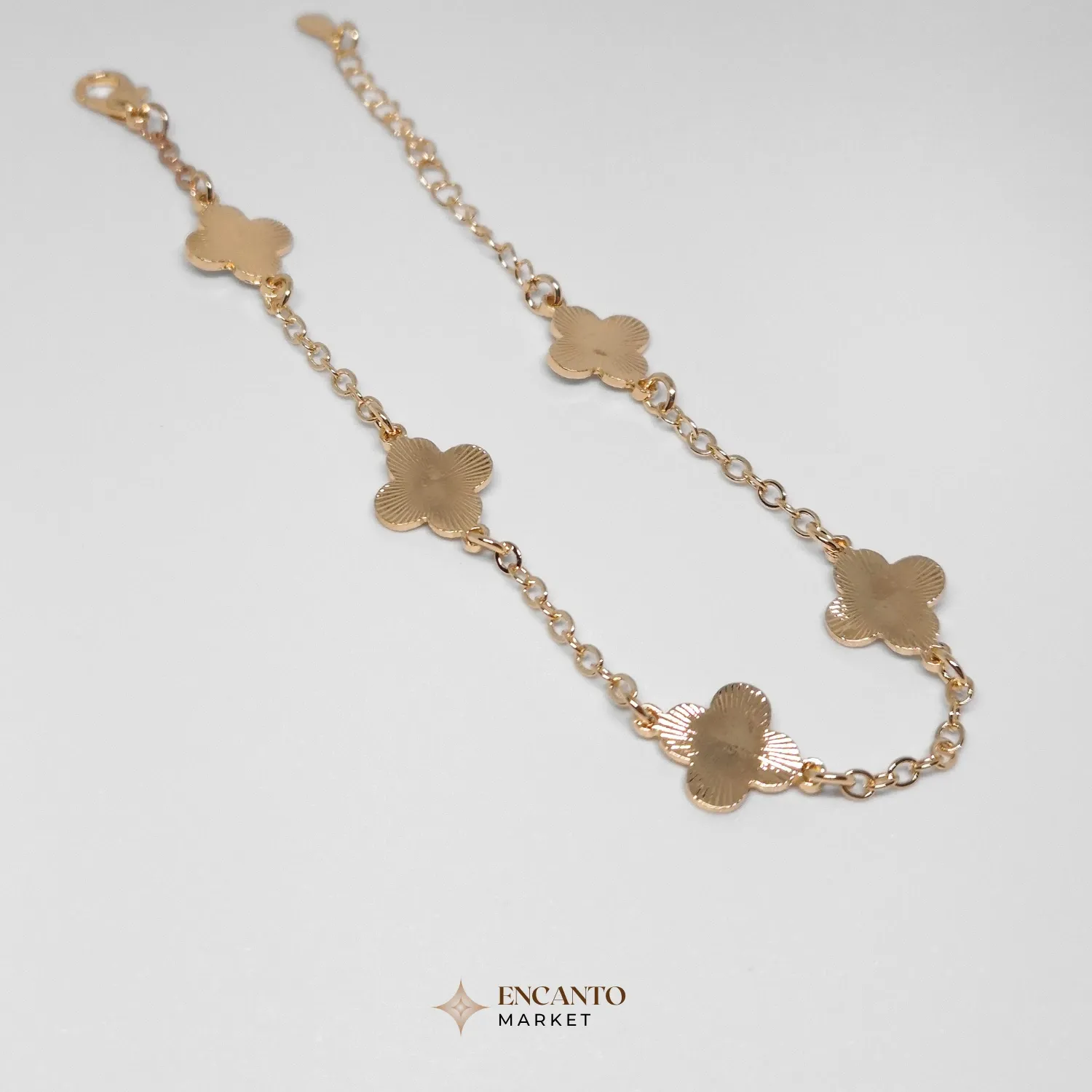 Pulsera trébol mate (Dorado)